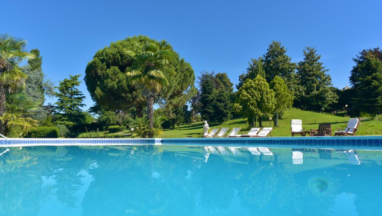 Palazzo Cavagna Sangiuliani Bed & Breakfast Bereguardo Exterior photo