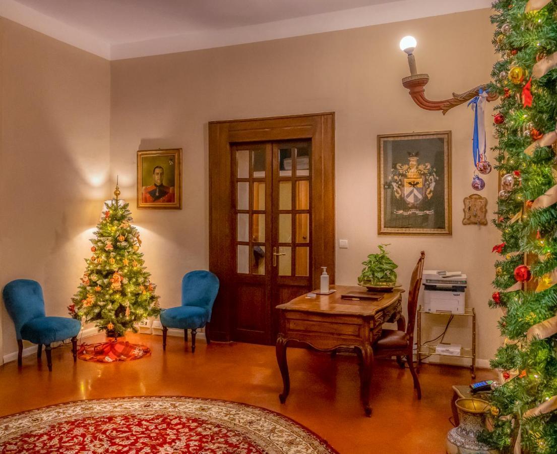 Palazzo Cavagna Sangiuliani Bed & Breakfast Bereguardo Exterior photo